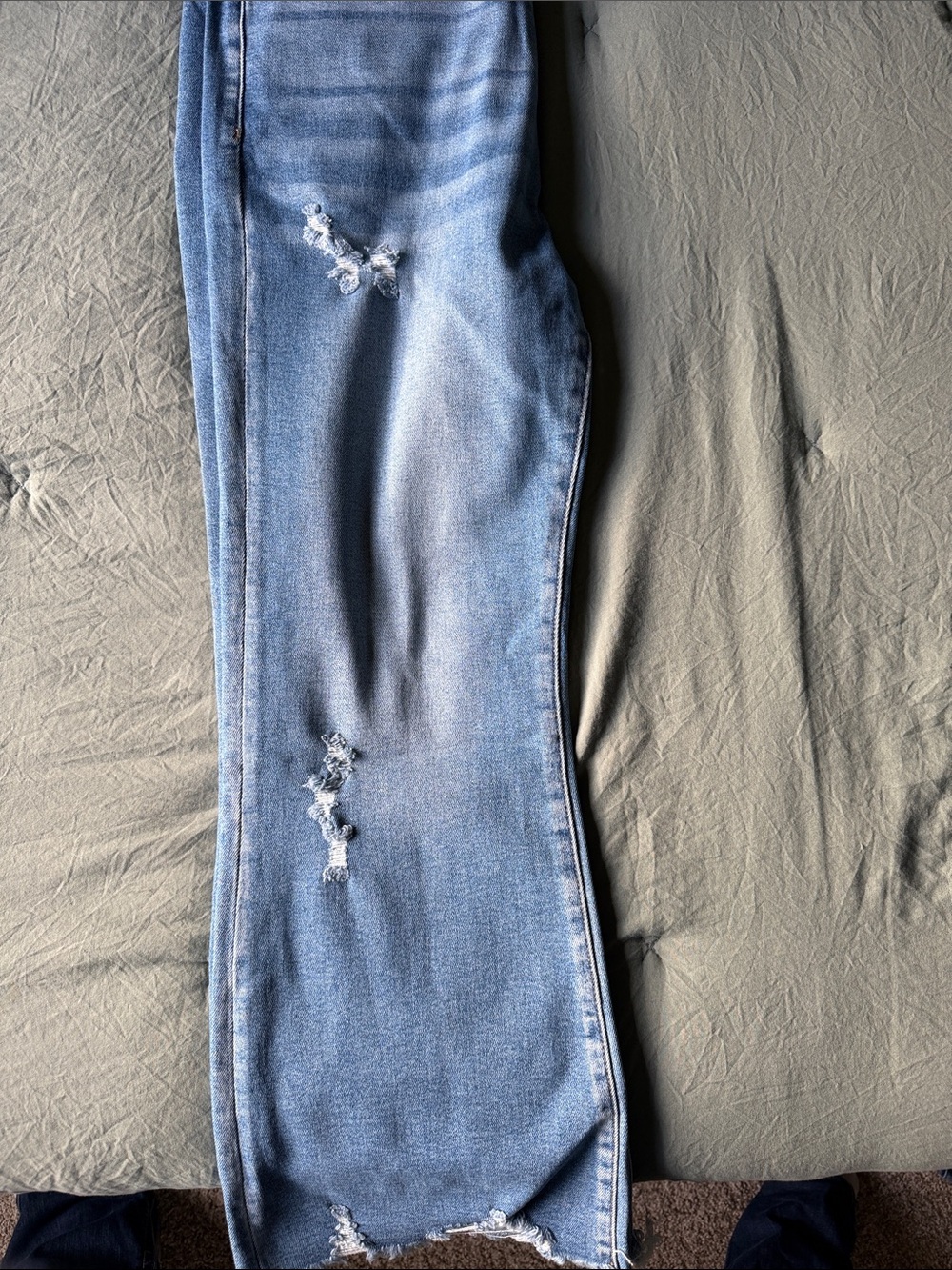 Women’s Willow & Root Jeans - Picture 4 of 8